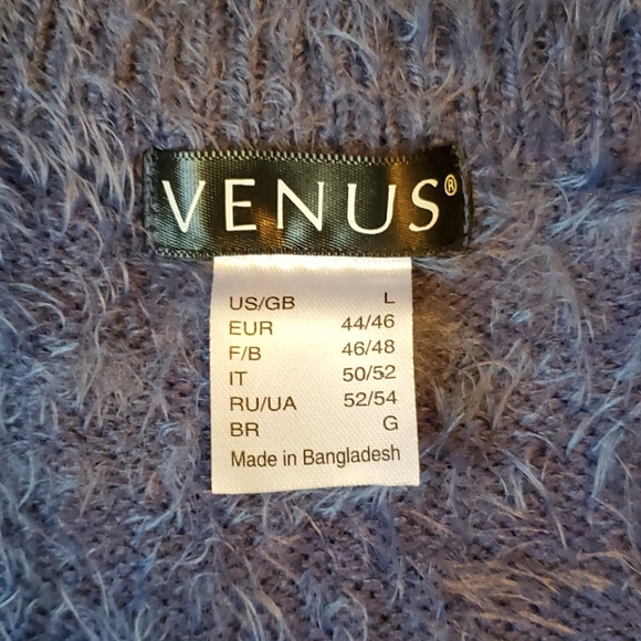 VENUS size Large blue fuzzy sweater *only wore once*!!!!! - Picture 5 of 7